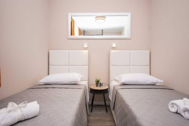 Garden Boutique Apartments - image 10