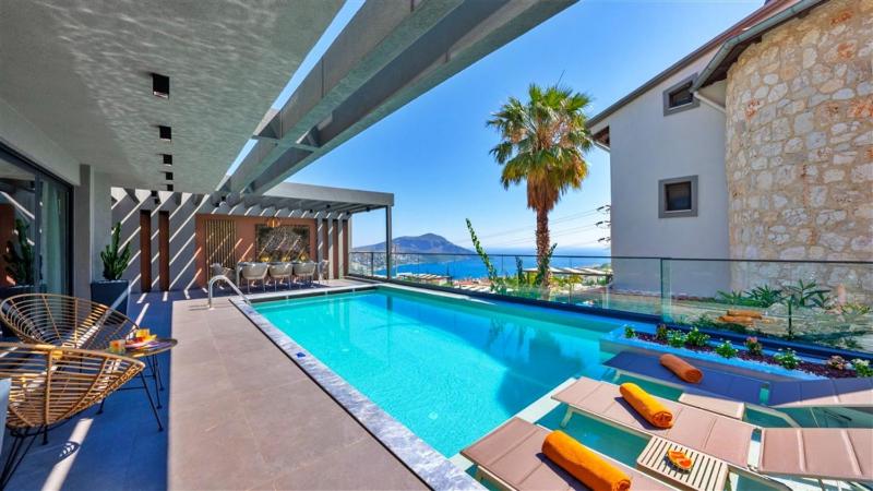 Kalkan 4 Bedroom Luxury Villa - image 30
