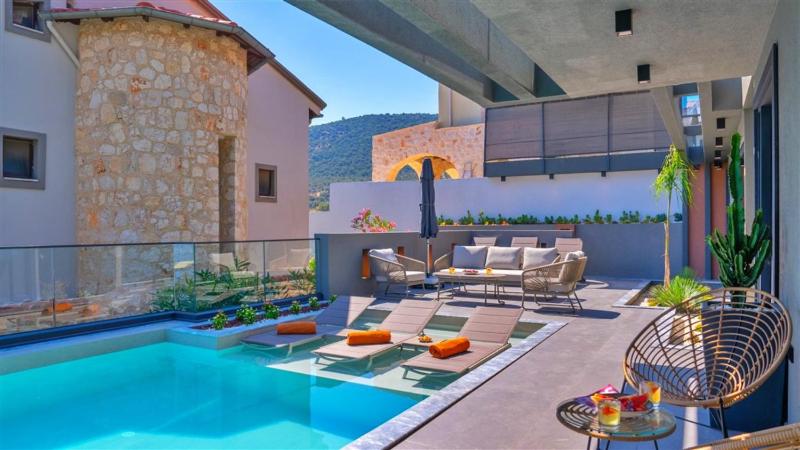 Kalkan 4 Bedroom Luxury Villa - image 8