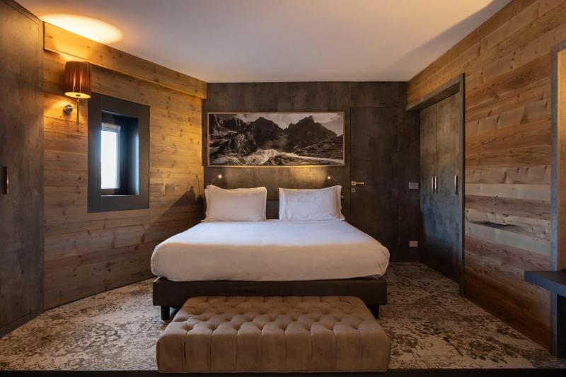 Deluxe Double or Twin Room image 1