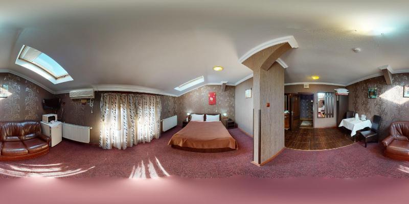 Triple Room image 4