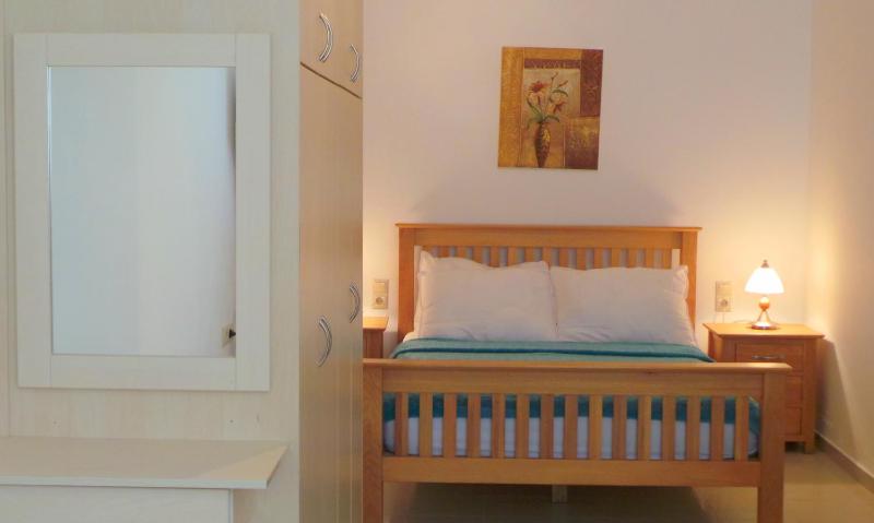 Apartment - Ground Floor with Garden View  image 3