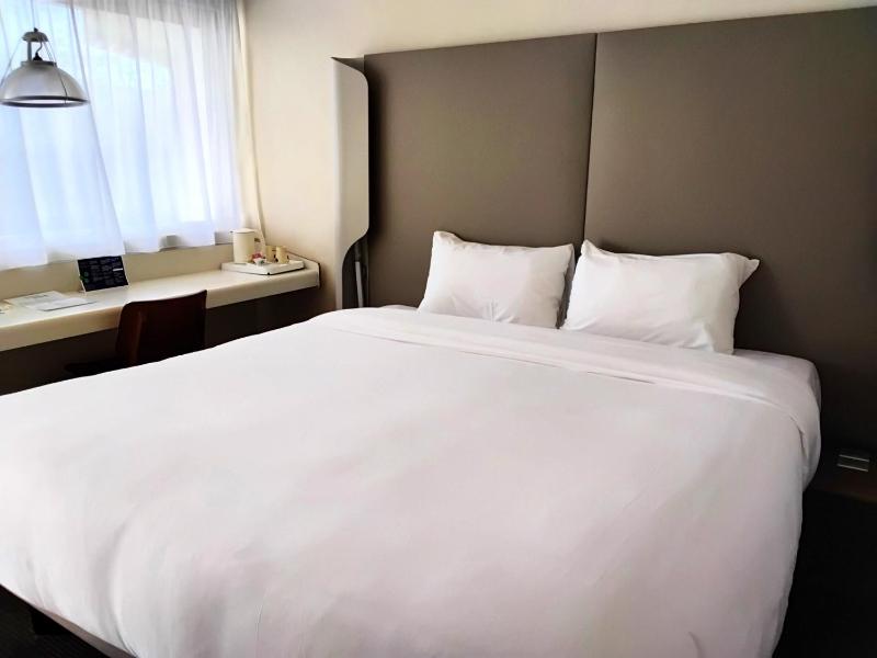 Superior Double Room image 1