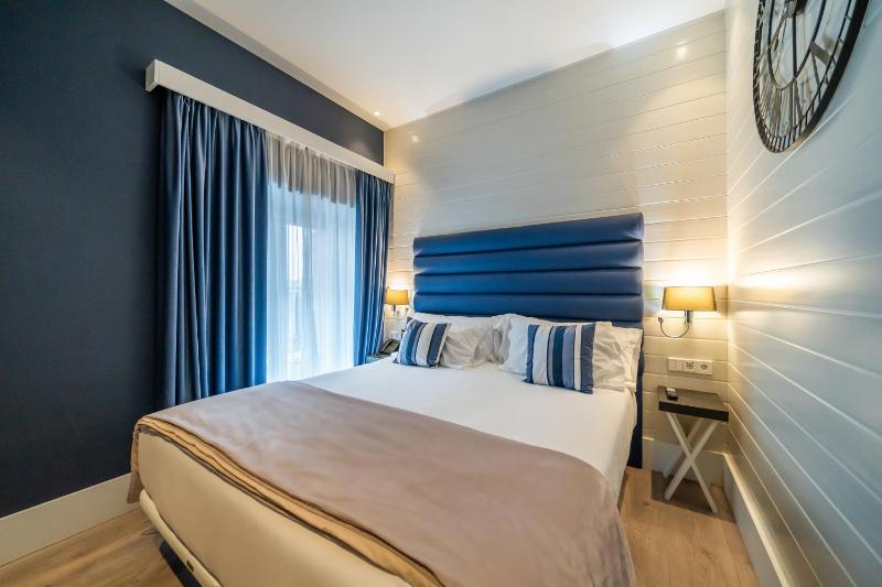 Budget Double Room image 3