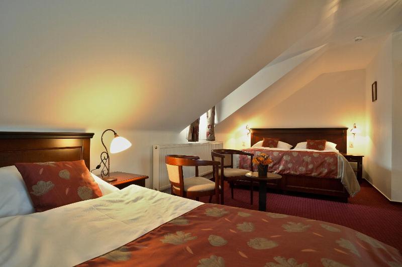 Triple Room image 3
