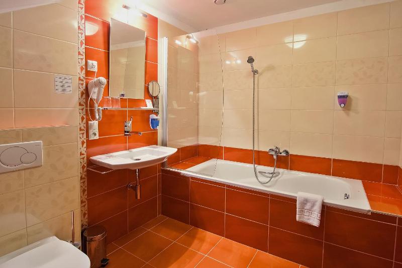 Triple Room image 2