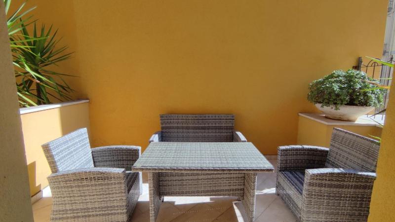 Deluxe Double Room image 3