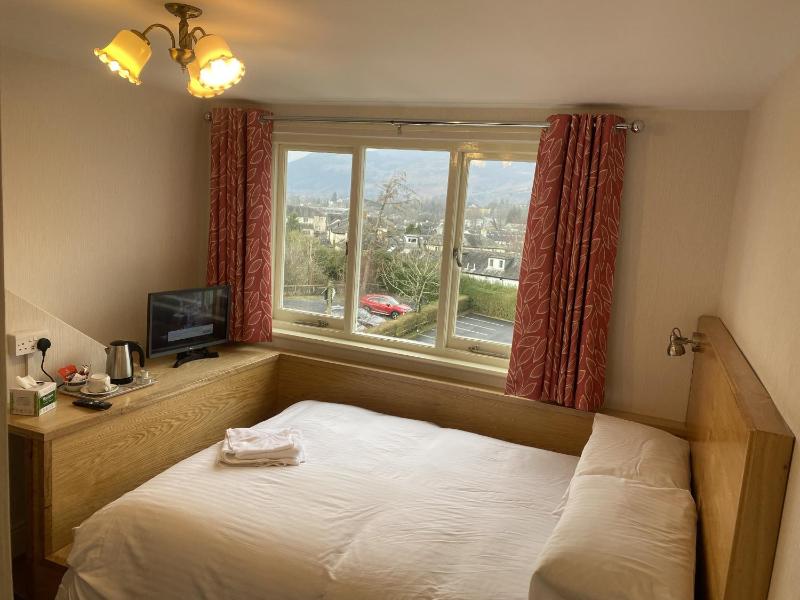 Single room with  Mountain view image 4
