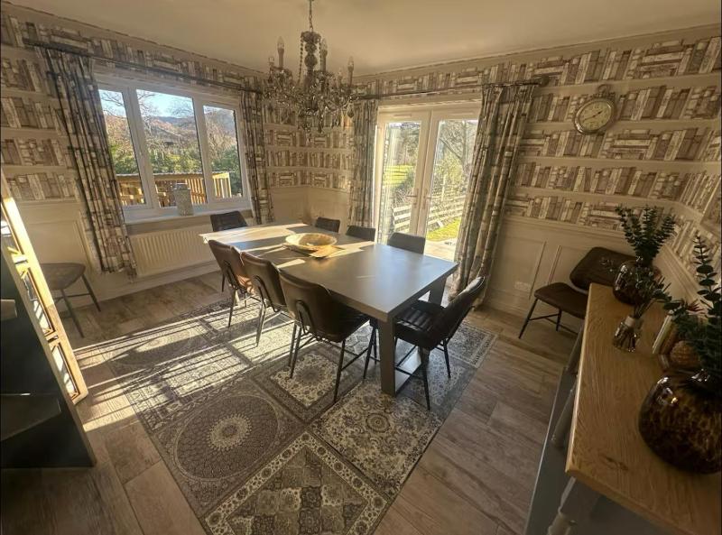 Four-Bedroom House image 3