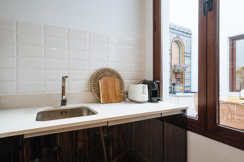 Superior Apartment image 2