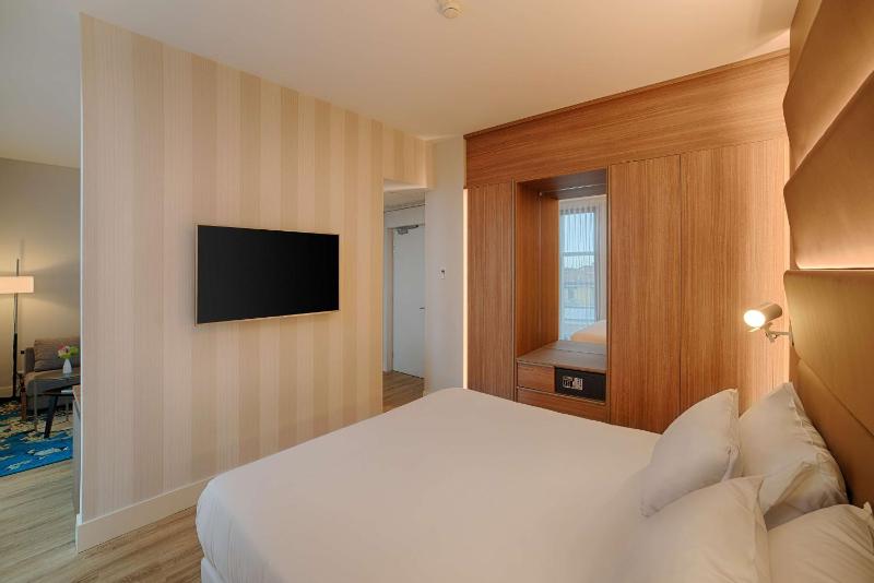 Junior Suite image 4