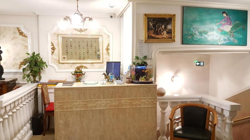 Hotel Relax - image 1