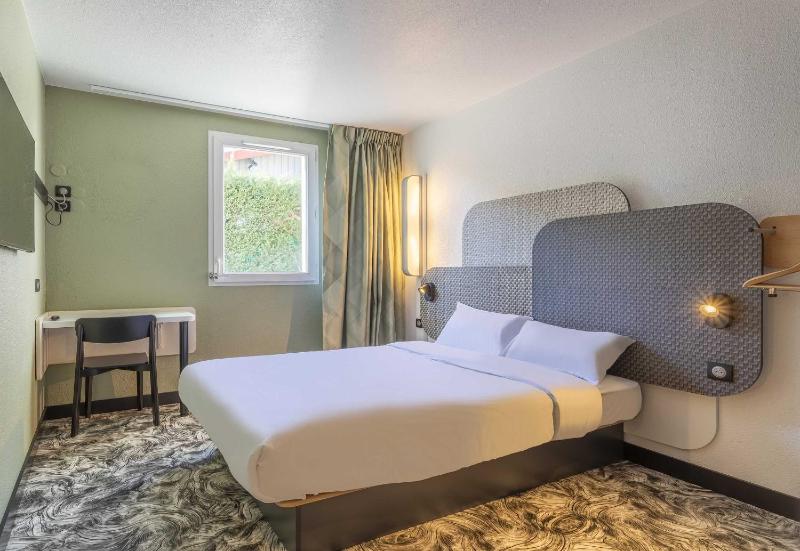 Double Room - Disability Access image 1