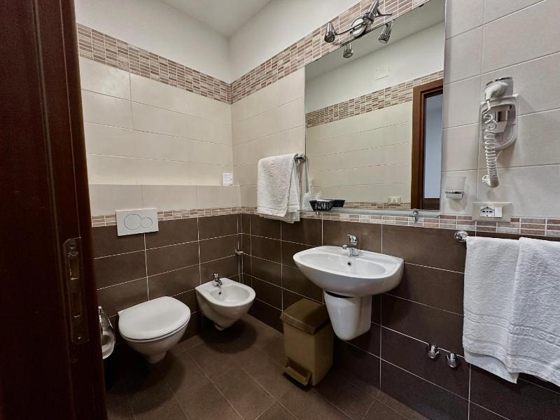 Hotel Soleado - image 10