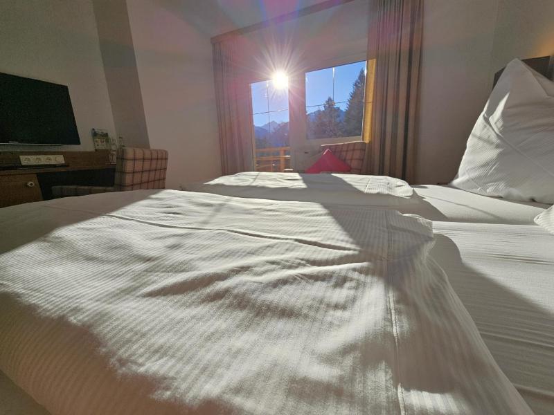 Double Room with Mountain View image 2