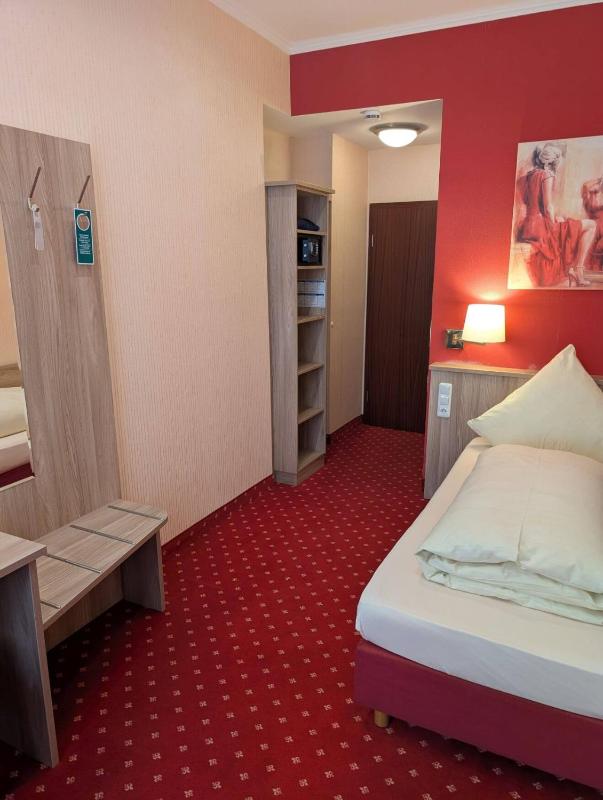 Classic Single Room image 1