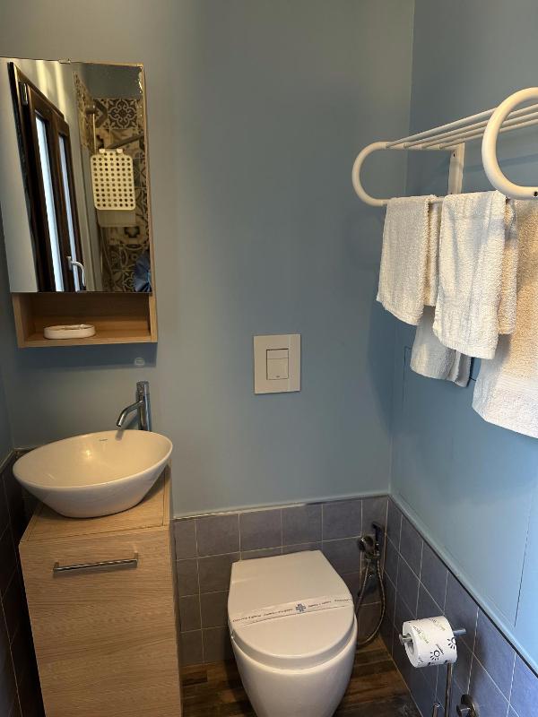 Deluxe Room image 2