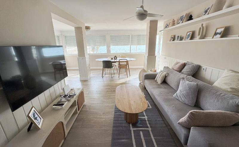 Exclusivas vistas al Mar Mediterraneo con terraza By Turihome - image 8