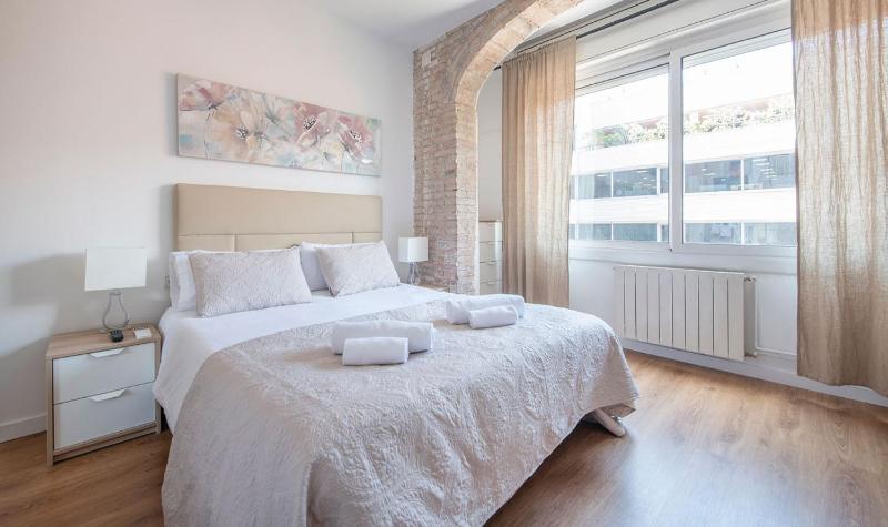 Apartamento de cuatro dormitorios en Calle Aribau You Stylish Apartments - image 2