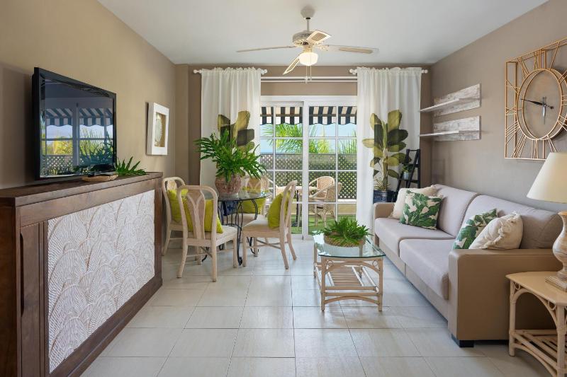 Two-Bedroom Suite image 1