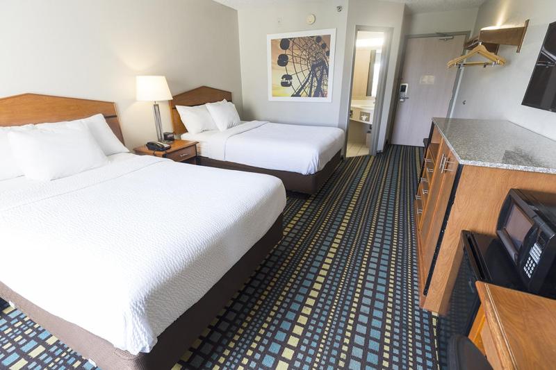 Double Room with Two Double Beds - Non-Smoking image 3