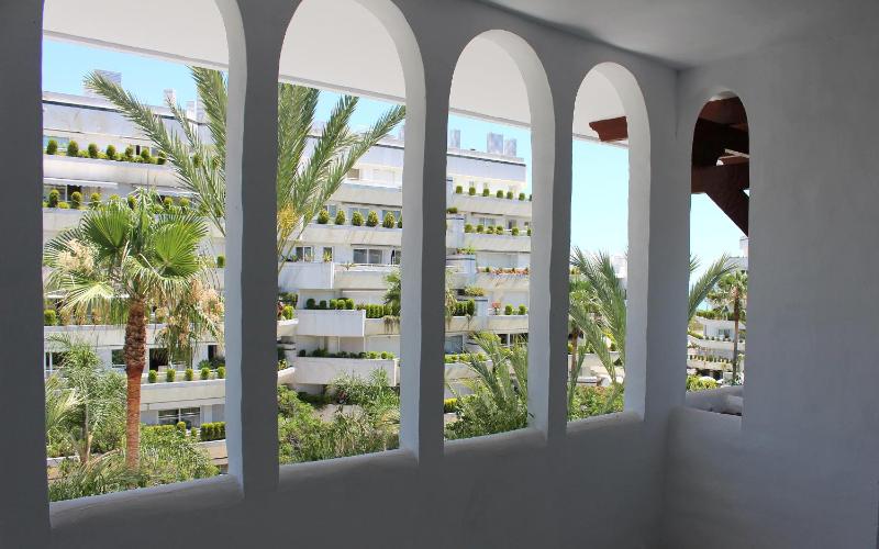 One-Bedroom Apartment (2 Adults + 1 Child) image 3