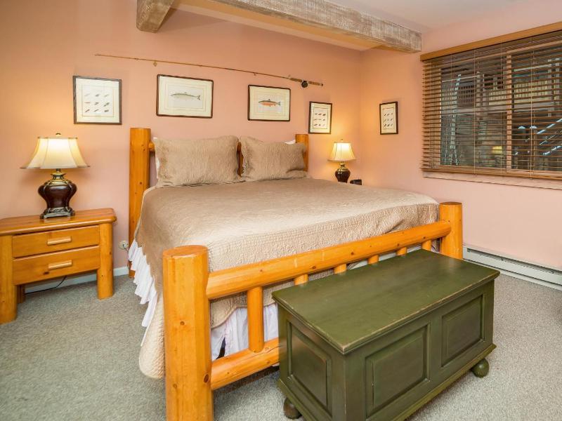 Two-Bedroom Apartment with Balcony image 4