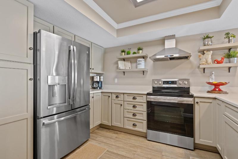 Regency Towers Unit 701W - image 26