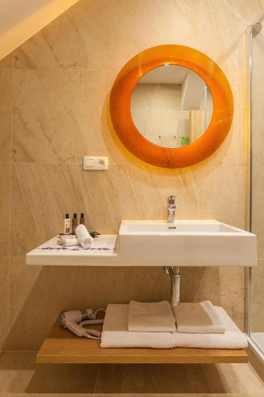 Family Room, Hotel AVANA**** image 3