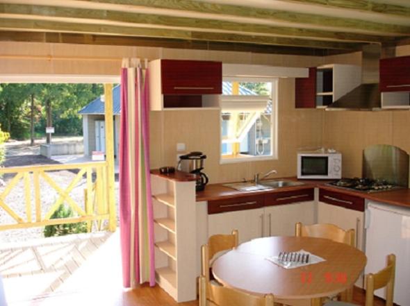 Cottage (6 Adults) image 3
