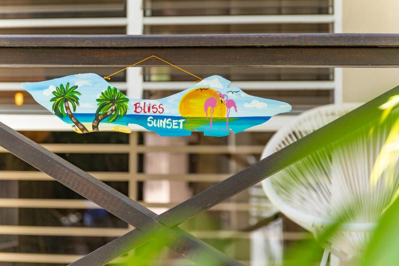 Bliss Sunset Apartment - image 7