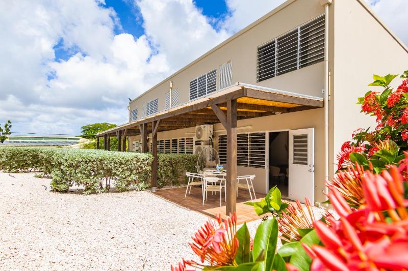 Bliss Sunset Apartment - image 24