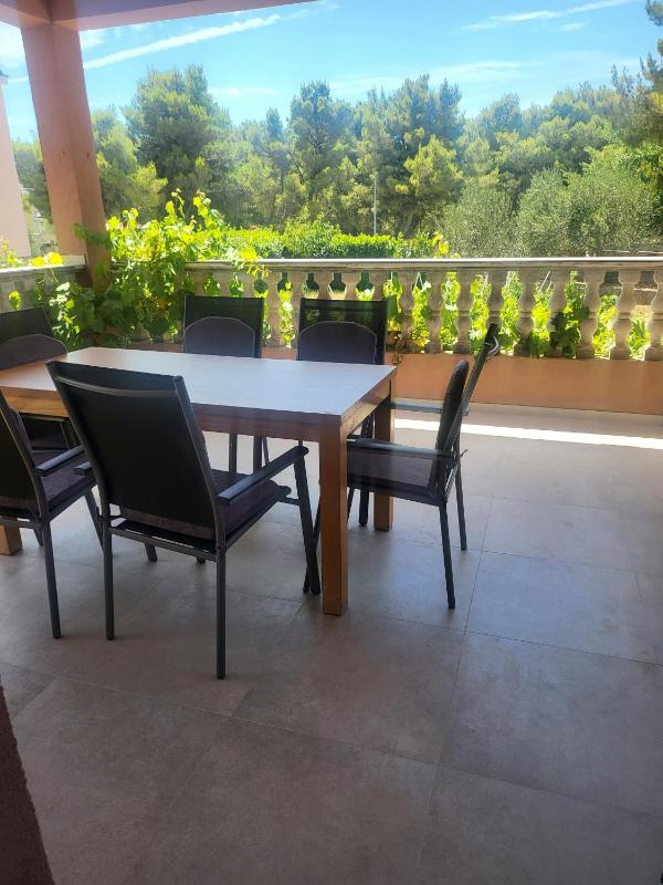 Three-Bedroom Apartment with Terrace image 3