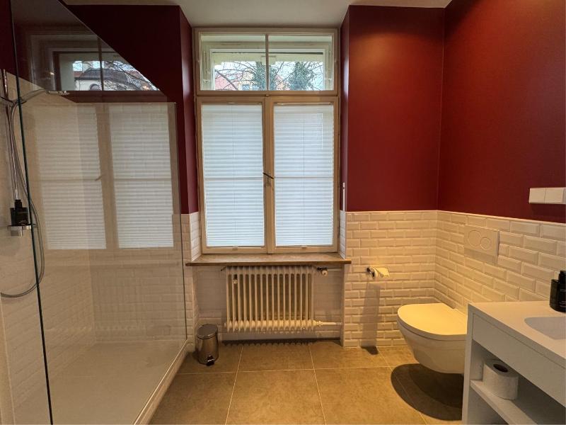 Superior Suite image 2