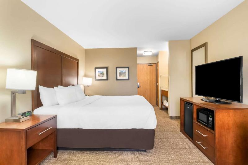 Queen Room - Accessible/Nonsmoking image 1