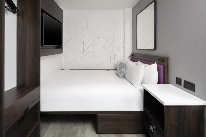 Efficient Double Room image 1