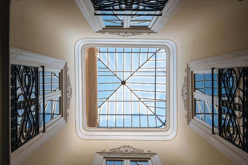 One-Bedroom Apartment with Balcony image 1