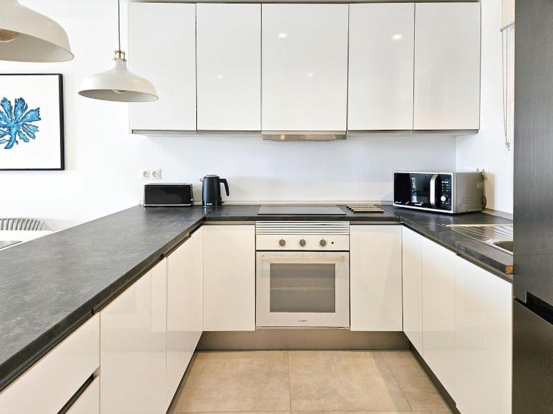 Modern 2 bed apartment Riviera close to the beach - image 12