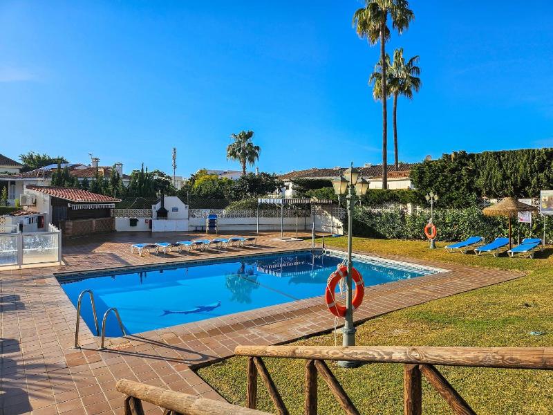 600 metre walk to the beach Riviera del Sol - image 18
