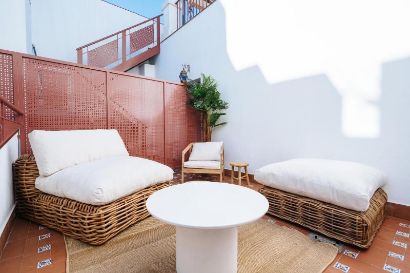 Superior Apartment image 3