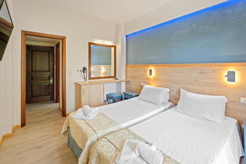 Superior Double or Twin Room image 3