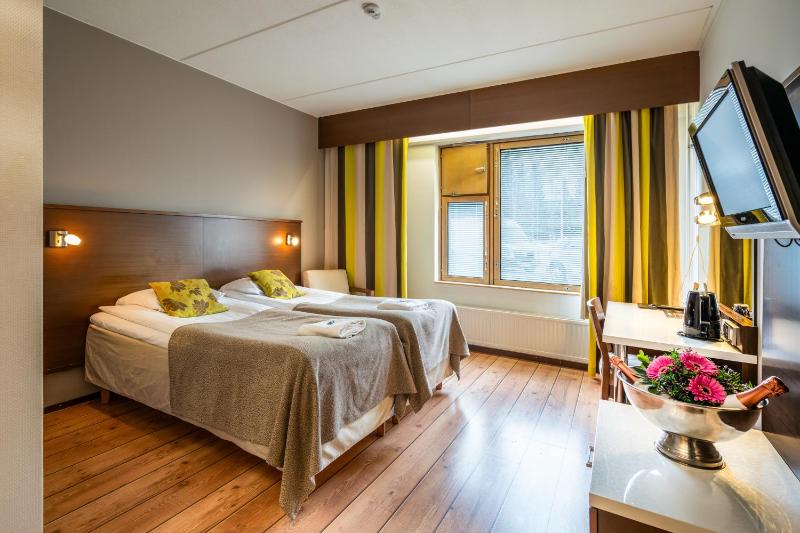 Superior Double Room image 3