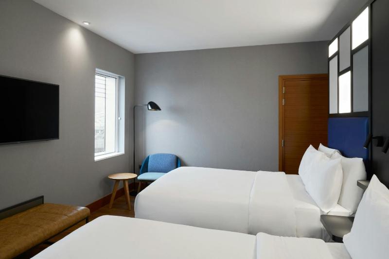 Family Room 2 Double Beds image 1