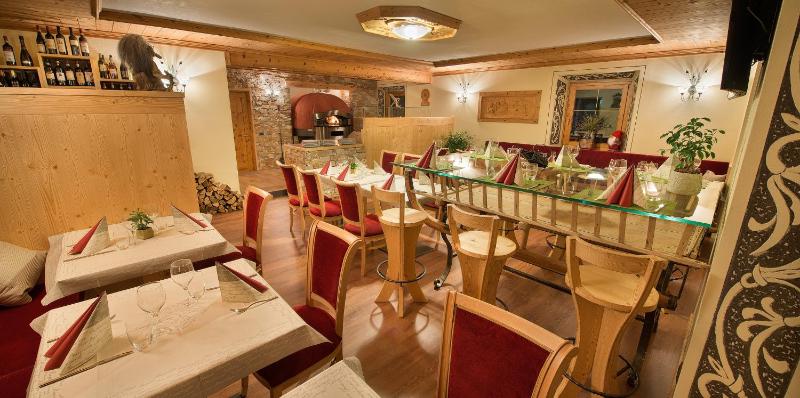 Hotel Duc De Rohan - image 30