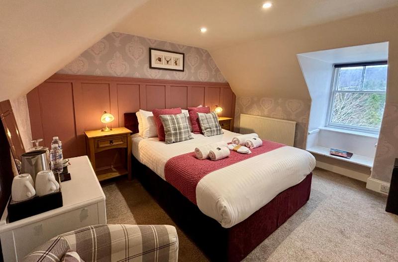 Double Room on the Top Floor image 1
