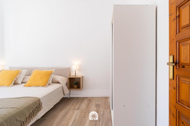 Mediterranean Way - Apartamento privado en villa compartida con piscina - image 32