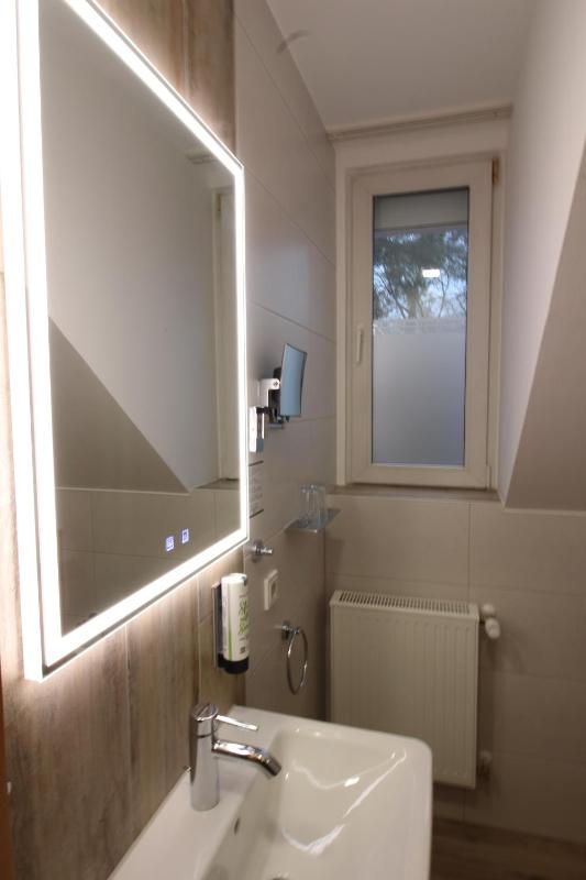 Single Room image 1