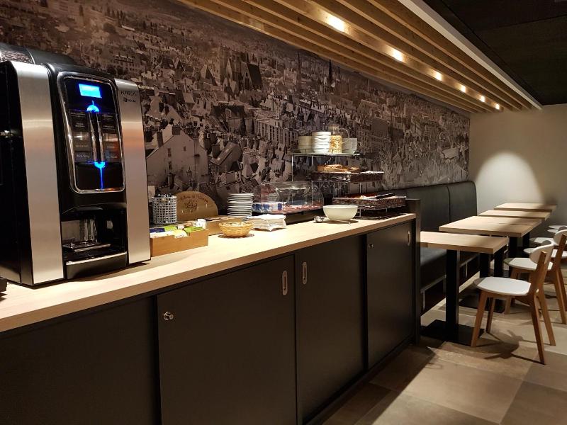 Appart Hotel Montchapet Dijon Centre - image 16
