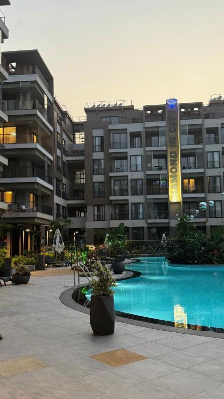 Elite Luxury Suites at Diamond in City - image 7