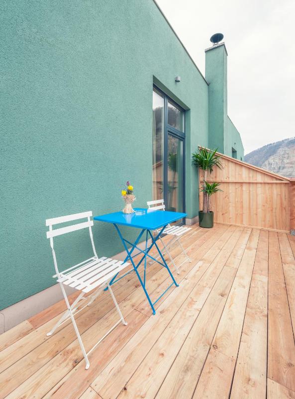 Single Room with Balcony image 2